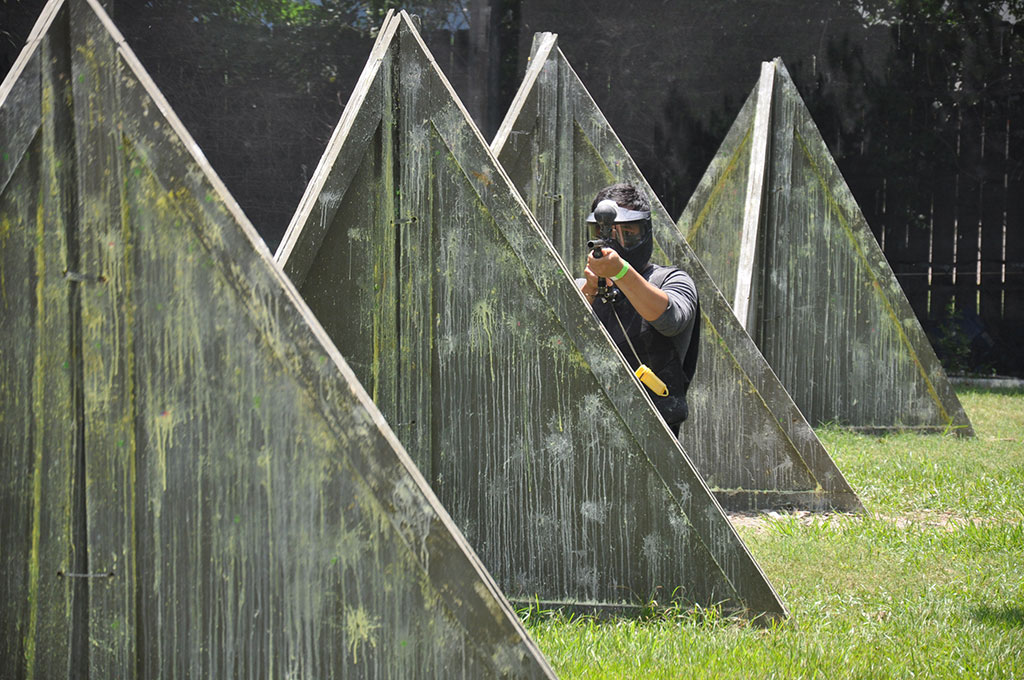 Sniper playing paintball